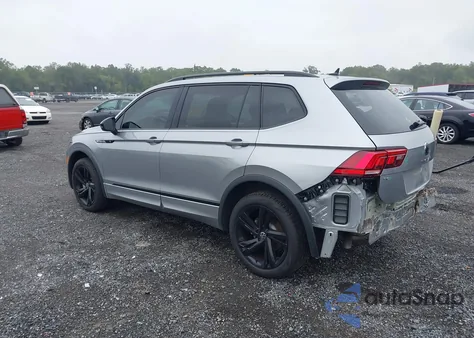 2024 Volkswagen Tiguan 2.0T Se R-Line Black z USA, uszkodzony, nr VIN 3VV8B7AX1RM052640